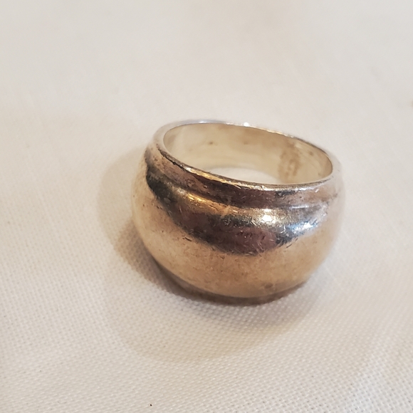 Size 6 Sterling Silver Dome Ring - Picture 5 of 7